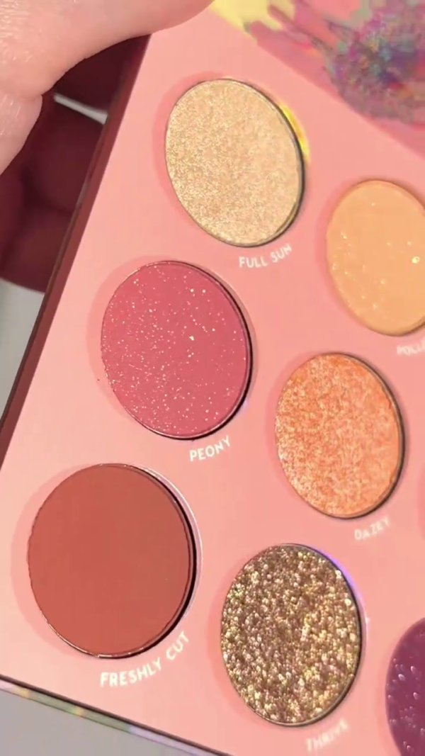 Spring Bloom 12-Pan Eyeshadow Palette – Garden-Inspired Collection Featuring Velvety Mattes, Sparkling Metallics, and Soft Pastels in Warm Floral Tones for Fresh, Radiant Looks - Image 3