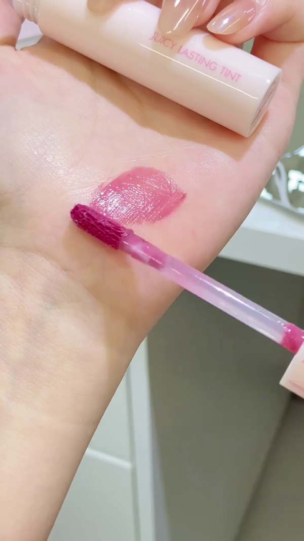 Rom&nd Juicy Lasting Tint – High Shine Moisturizing Lip Tint for Long-Lasting Color & Gloss – Lightweight, Non-Sticky Korean Lip Gloss Stain with a Dewy Finish in Soft Pink Nude - Image 2