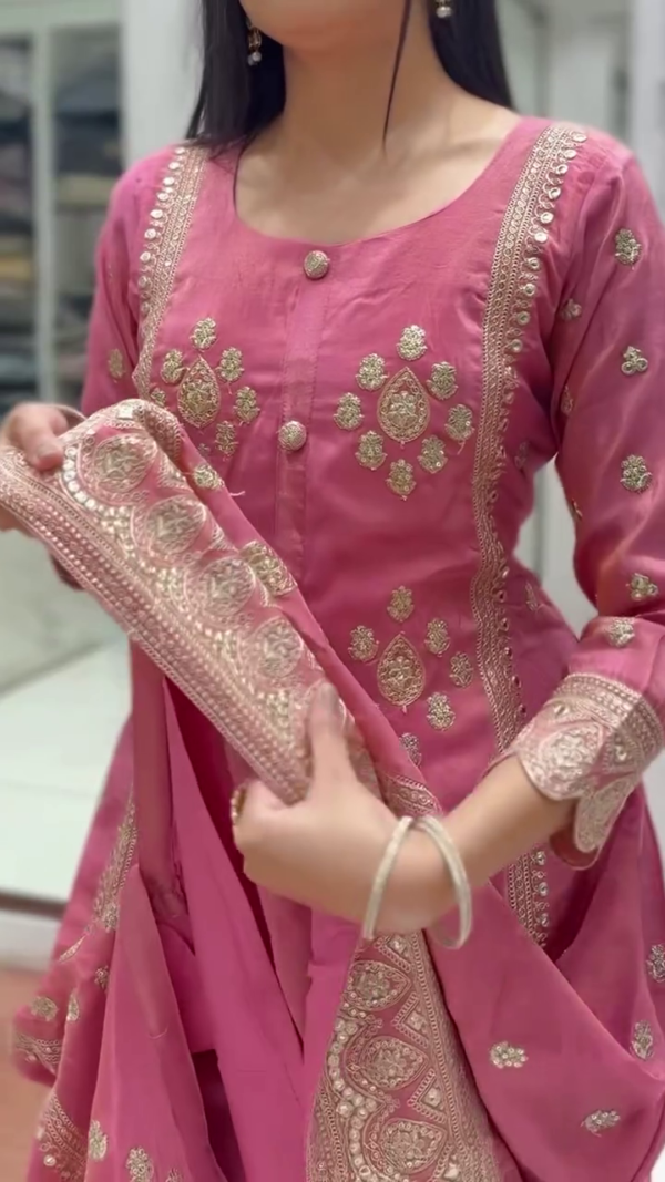 Pink Ethnic Straight Kurta Set with Heavy Golden Embroidery and Mirror Work, Featuring a Matching Dupatta and Palazzo, Ideal for Festive and Traditional Occasions - Image 2