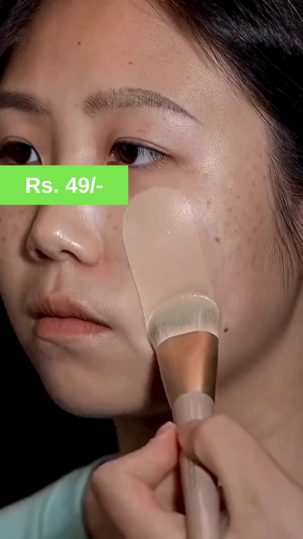 High-Coverage, Lightweight Liquid Foundation with Skin-Smoothing Finish – Ideal for Minimizing Pores, Evening Out Skin Tone, and Achieving a Dewy, Radiant Glow