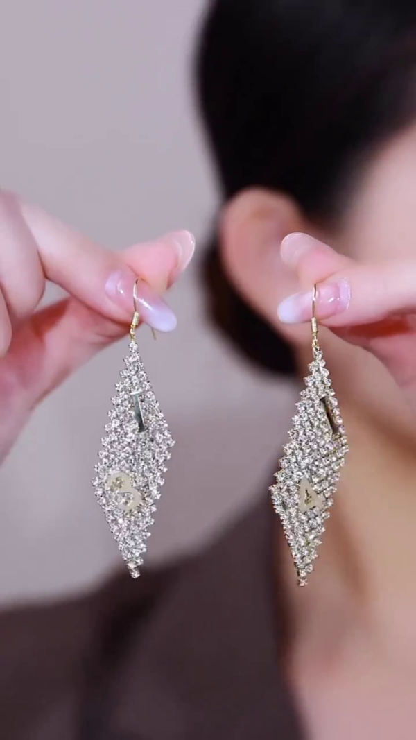 Elegant Rhinestone Drop Earrings for Women – Dazzling Crystal Long Dangle Design with Alphabet Charm – Lightweight Statement Jewelry for Party, Wedding, or Daily Glam Look – Trendy & Chic Accessory