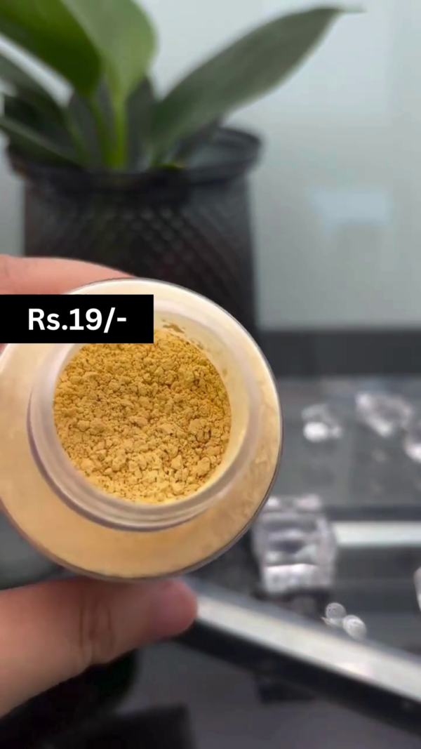 Translucent Loose Powder – Lightweight, Oil-Absorbing Formula for a Matte Finish, Smooth Application, and Long-Lasting Makeup - Image 2