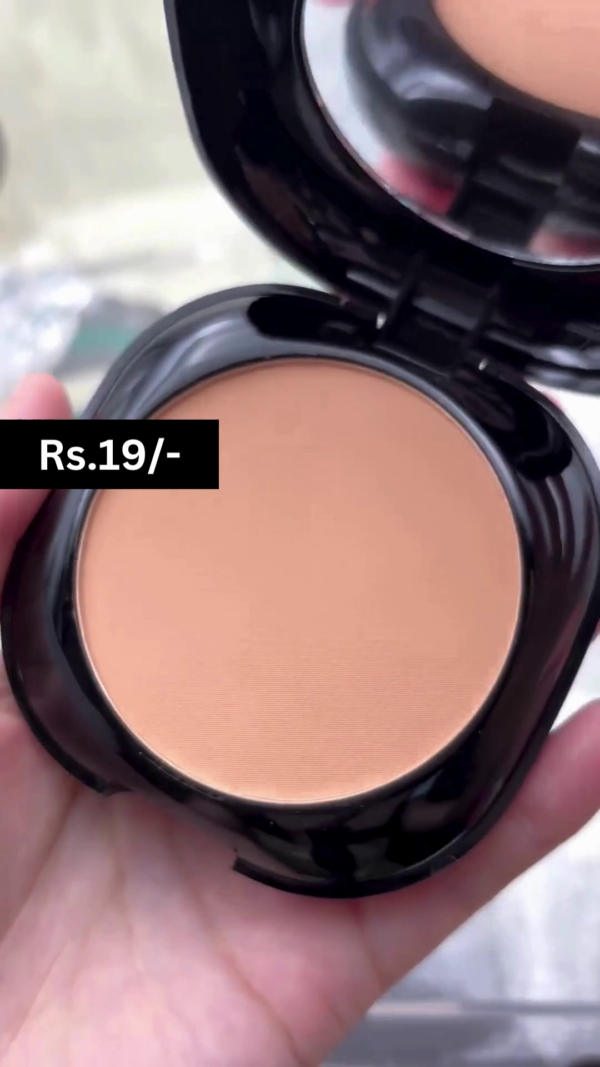 Silky Smooth Compact Face Powder with Built-In Mirror – Lightweight, Long-Lasting Matte Finish for Oil Control and Even Skin Tone – Ideal for Daily Wear and On-the-Go Touch Ups - Image 3