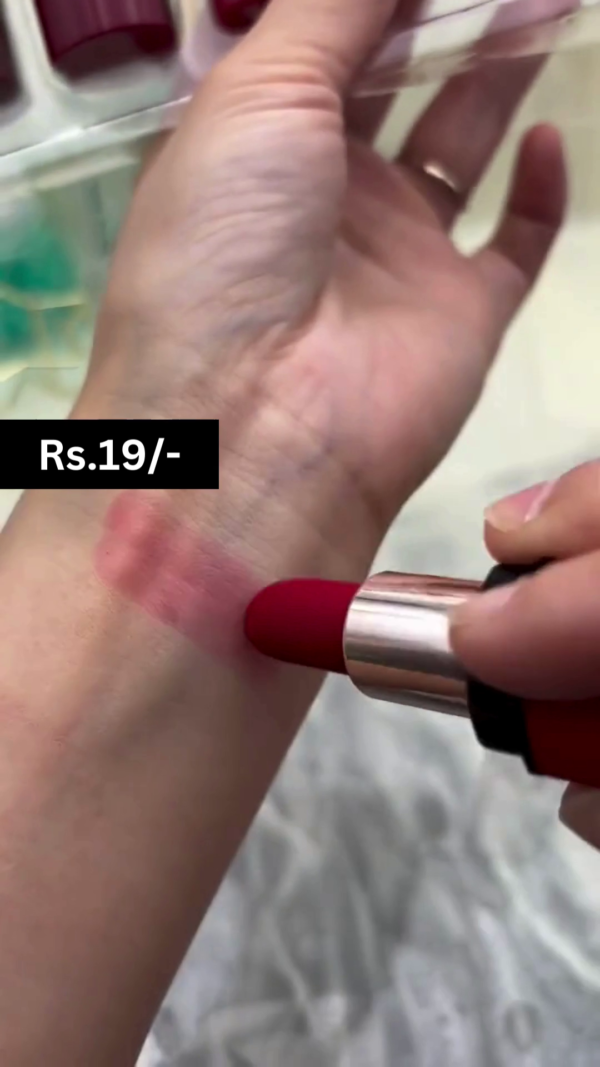 Vibrant, Smooth-Finish Lipstick for a Bold and Lasting Color with Easy Glide and Intense Pigmentation for All-Day Wear - Image 2