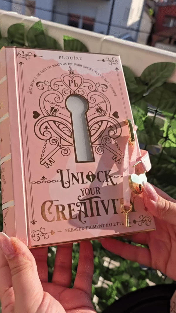 Unlock Your Creativity 42-Color Pressed Pigment Eyeshadow Palette – Inspirational Book-Style Packaging with Key & Lock Detail Featuring Bold, Vibrant, and Motivational Shades for Artistic Expression