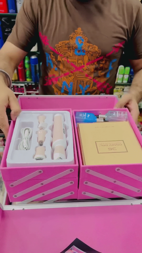 All-in-One Glam Box with Eyeshadows, Lipsticks, and Foundations – Perfect Beauty Kit