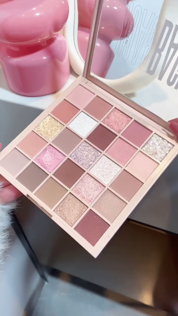 Rose-Toned Eyeshadow Palette with a Mix of Matte, Shimmer, and Glitter Shades for Stunning Eye Looks - Image 3