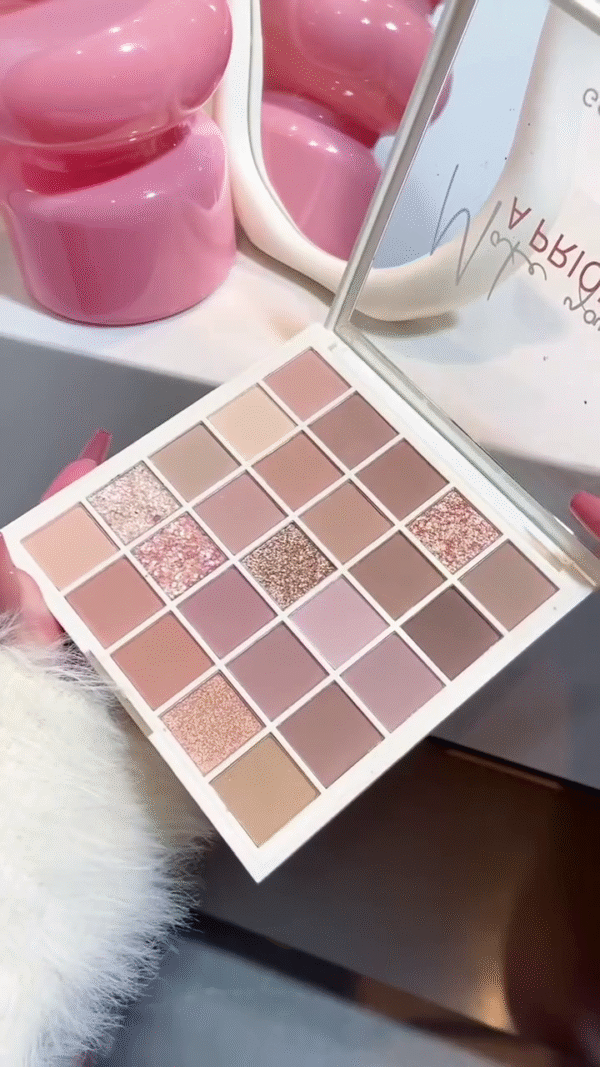 Rose-Toned Eyeshadow Palette with a Mix of Matte, Shimmer, and Glitter Shades for Stunning Eye Looks - Image 2