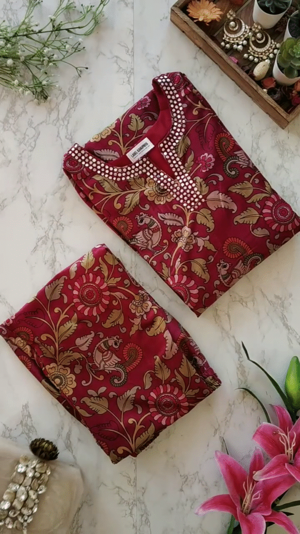 Traditional Red Printed Anarkali Suit with Elegant Embellished Dupatta – Festive Wear with Intricate Floral Design