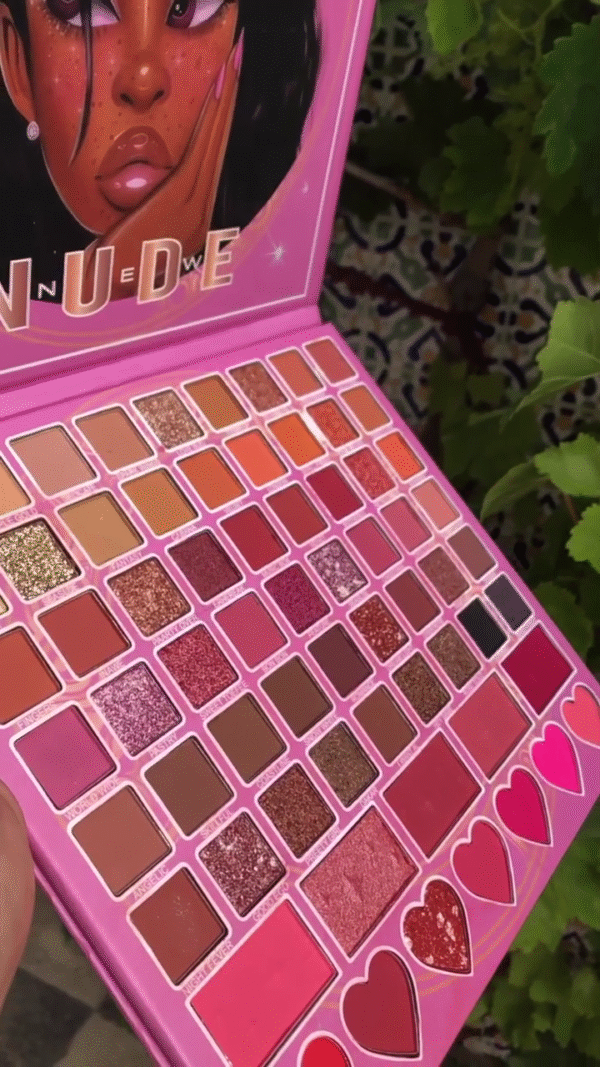 Vibrant Nude and Pink Eyeshadow Palette with a Variety of Matte and Shimmer Shades, Perfect for Bold and Glamorous Eye Looks