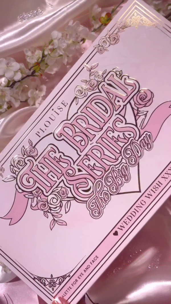 Ultimate Shimmer Eyeshadow Palette with 48 Dazzling Heart-Embossed Shades – A Glamorous Collection of Metallic