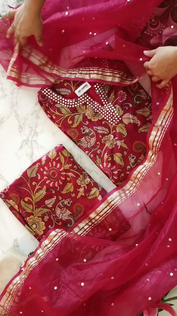 Traditional Red Printed Anarkali Suit with Elegant Embellished Dupatta – Festive Wear with Intricate Floral Design - Image 2