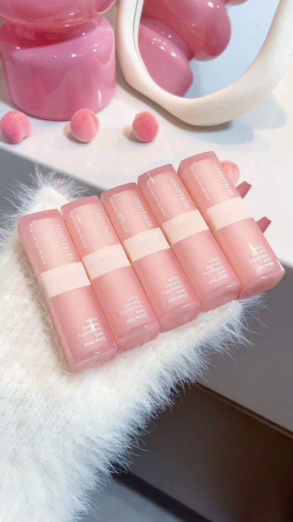 Pretty in Pink: Gogo Tales Lipstick Set for Soft, Radiant Lips with a Touch of Sweetness