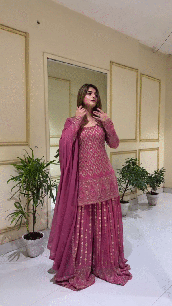 Elegant Mauve Sharara Suit Set with Heavy Embroidered Kurti, Intricate Zari and Sequin Work, and Matching Dupatta – Ideal for Wedding Ceremonies, Festive Celebrations, and Traditional Occasions