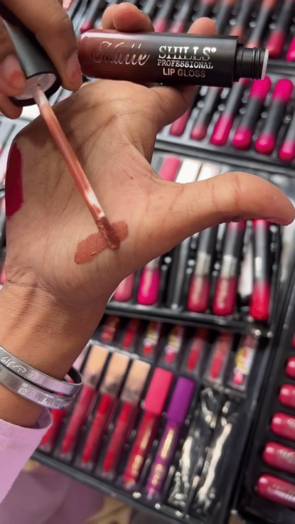 Shills Professional Lip Gloss & Matte Lipstick Collection: A Stunning Range of Vibrant Shades for Every Look - Image 2