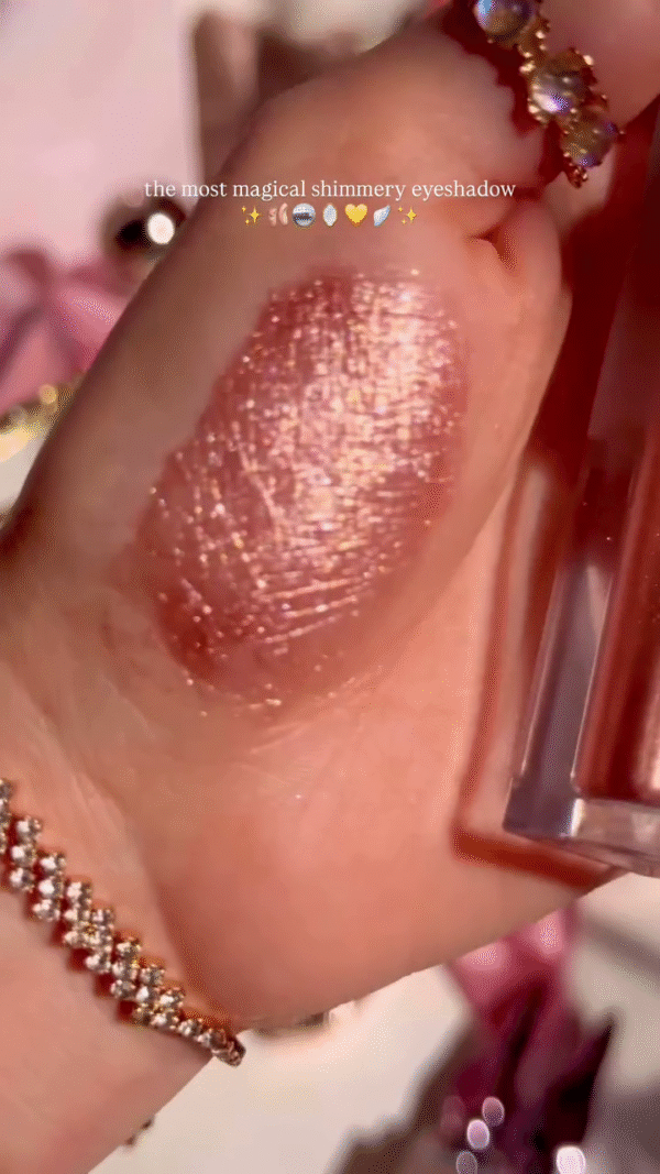 Magical Shimmery Liquid Eyeshadow – Stunning Rose Gold Shade with a Mesmerizing Sparkle for a Glamorous and Radiant Look - Image 2