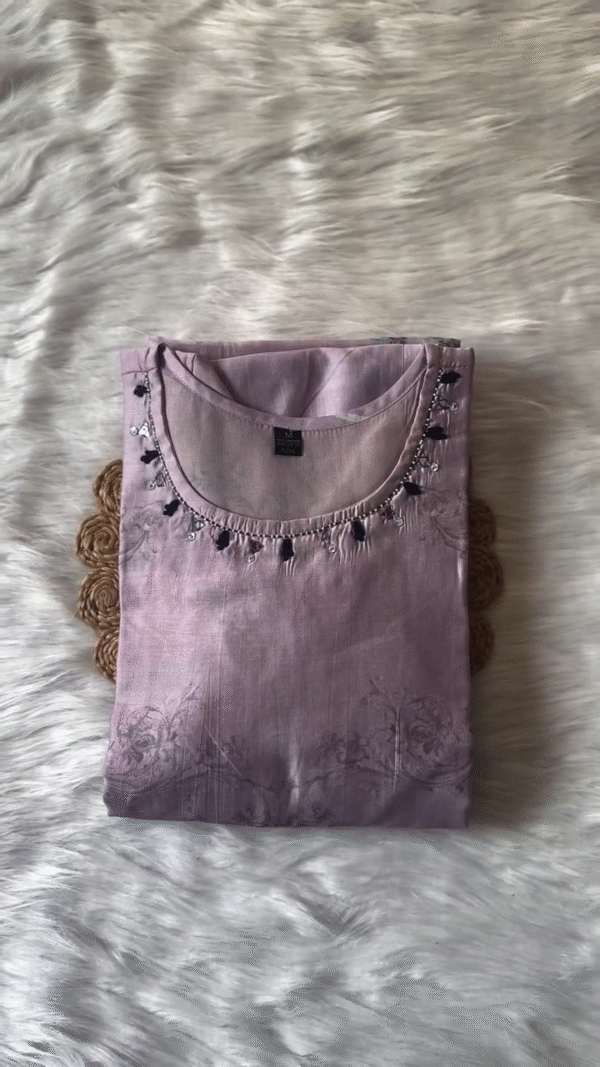 Elegant Mauve Floral-Printed Silk Suit Set – Soft Luster Finish with Delicate Bead Tassel Neckline – Includes Matching Bottom & Dupatta – Ideal for Formal & Festive Wear