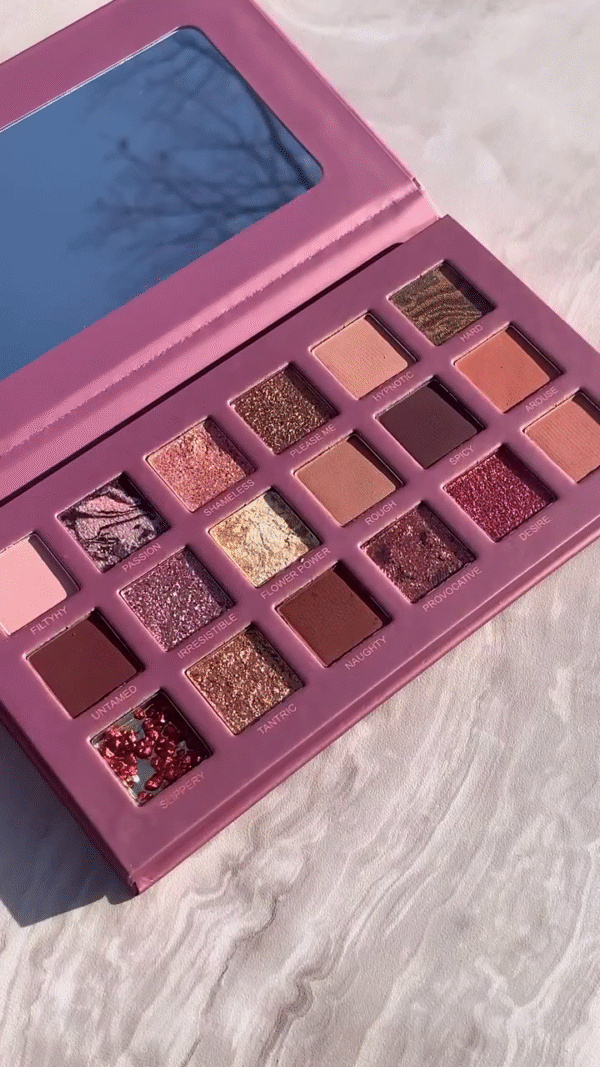 Vibrant 18-Pan Eyeshadow Palette – Rich Pinks, Reds, and Metallic Shimmers for Bold, Sultry, and Glamorous Eye Looks - Image 2