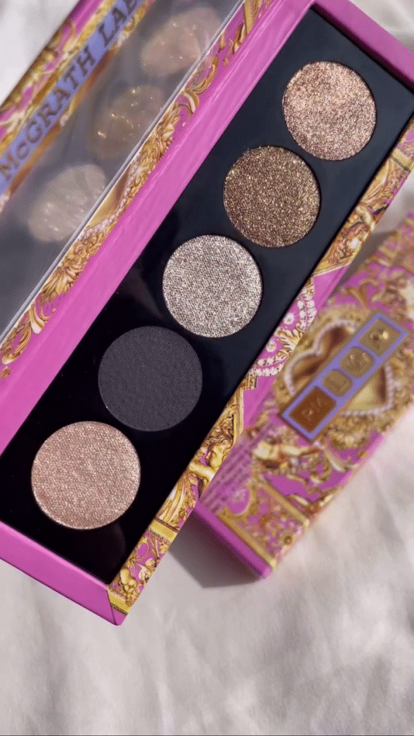 Luxurious 4-Color Eyeshadow Quad – Featuring Stunning Shimmers in Warm Metallics, Rich Golds, and Deep Black