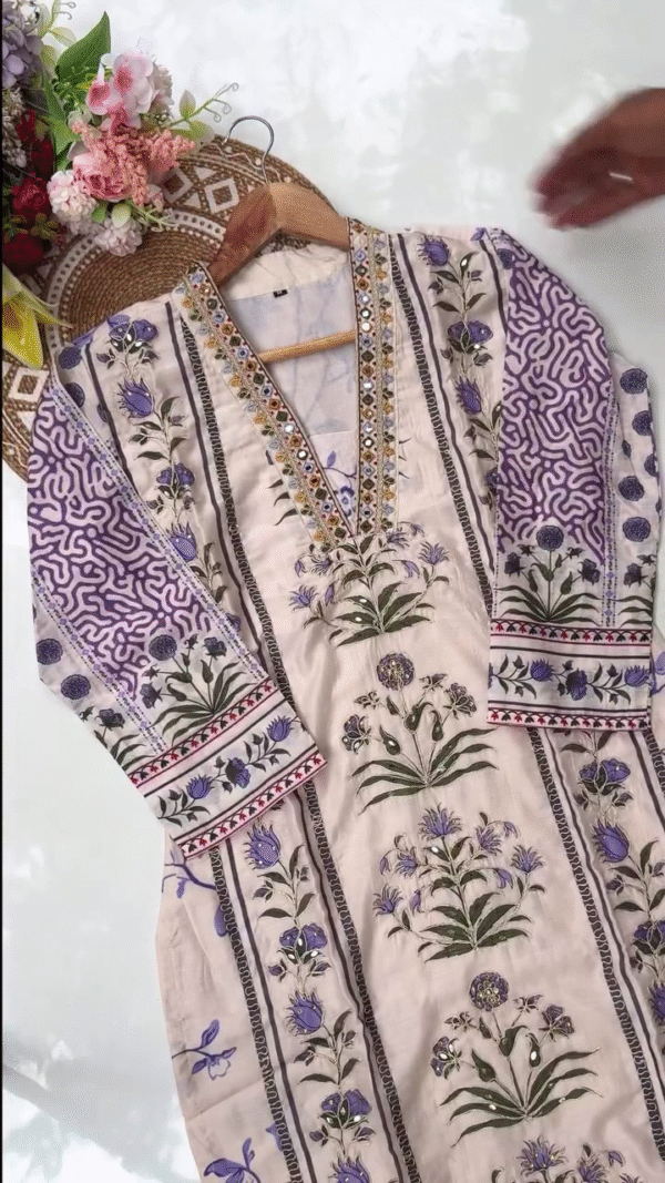 Elegant Beige Embroidered Kurta with Intricate Floral Designs and Beaded Detailing, Paired with a Matching Printed Dupatta – Ideal for Traditional and Festive Occasions