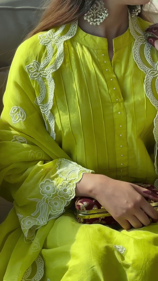 Yellow Embroidered Kurta Set with Lace Detailing and Matching Dupatta – Elegant Traditional Wear for Festive and Special Occasions