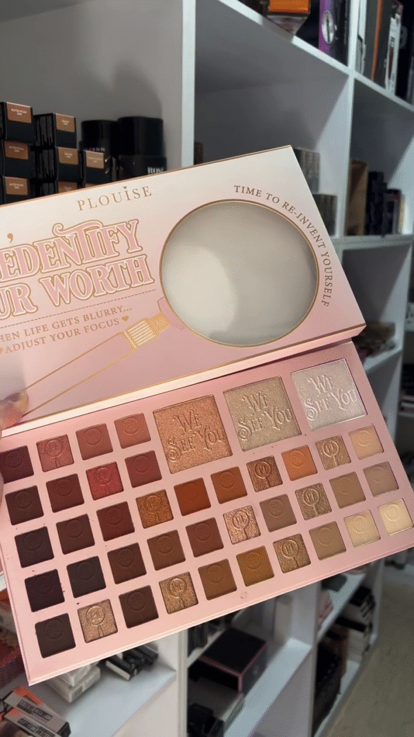 Plouise 'Identify Your Worth' Eyeshadow Palette with 35 Stunning Shades in Warm Neutrals, Rich Browns, and Shimmering Golds - Image 2
