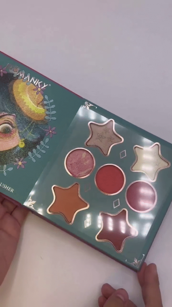 Colorful Eyeshadow and Blush Palette with Highlighters - Image 3