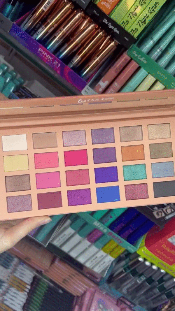 24-Color Professional Eyeshadow Palette – Blend of Matte, Shimmer, and Metallic Shades in Neutrals, Pinks, Purples, Blues, Greens, and Golds for Versatile Day-to-Night Makeup Looks - Image 2