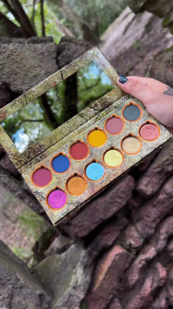 Vibrant Eyeshadow Palette with Rich Matte and Shimmer Shades – Featuring Bright Yellows, Blues, Oranges, and Purples for Creative Makeup Looks