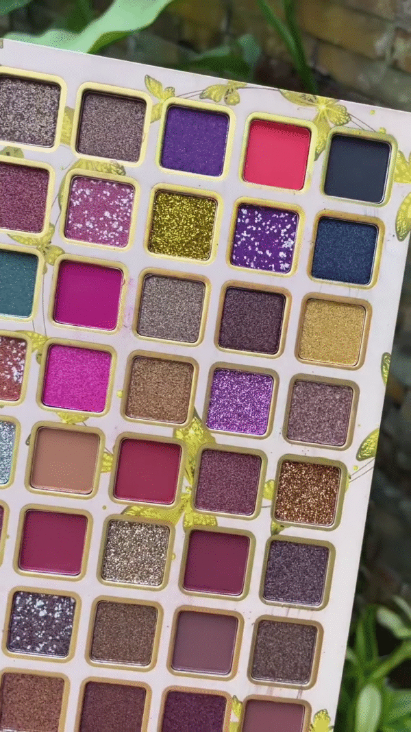 Colorful and Glamorous Eyeshadow Palette with 35 Shades in Matte, Shimmer, and Glitter Finishes, Featuring Rich Pink, Purple, Gold, and Bronze Tones for Bold and Stunning Looks - Image 2
