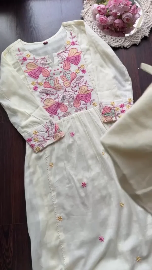 Women’s Ethnic Wear Kurti Set - Image 2