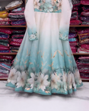 Threads of Royal Legacy: Discovering the Splendor of Indian Ethnic Ensembles That Weave Together the Grandeur of the Past with the Glamour of the Present