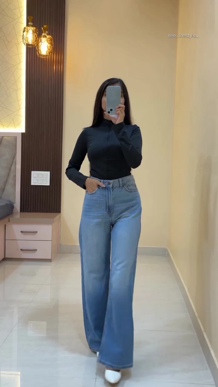 Classic Denim Jeans for Women – Stylish, Comfortable, and Perfect for Everyday Wear