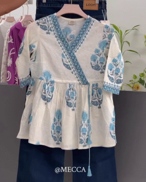 A Symphony of Silk and Heritage: Embracing the Eternal Beauty of Handwoven Indian Sarees That Define Grace, Culture, and Timeless Sophistication (Version 41)