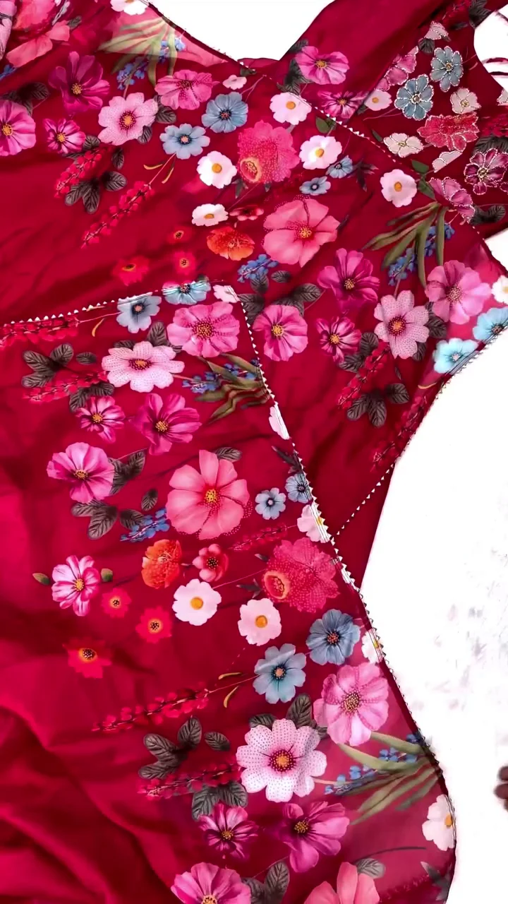 Exquisite Floral Print Ensemble: A Luxurious Collection of Designer Ready-to-Wear Attire - Image 2