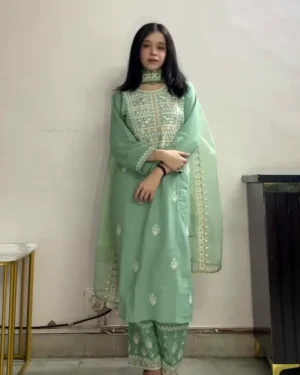 Kurti Pair with Matching Dupatta for Women | Premium Cotton / Rayon Fabric | Stylish Ethnic & Casual Wear | Comfortable & Trendy Outfit