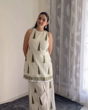 White Kurti Pair for Women – Stylish Kurti with Matching Bottom – Perfect for Casual Wear, Office, Festive & Daily Occasions