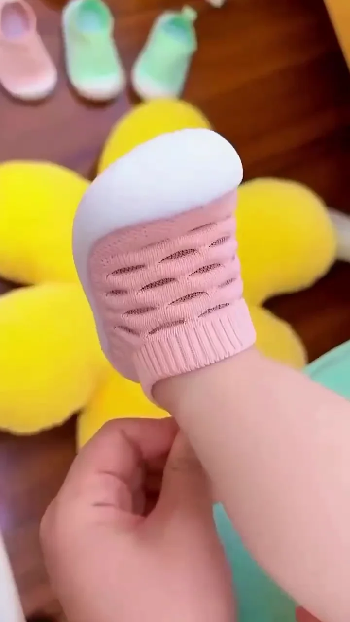 Comfortable Unisex Lightweight Mesh Baby Walking Shoes Knit Toddler Floor Shoes with Protective Rubber Toe - Indoor & Outdoor Baby Moccasins - Image 2