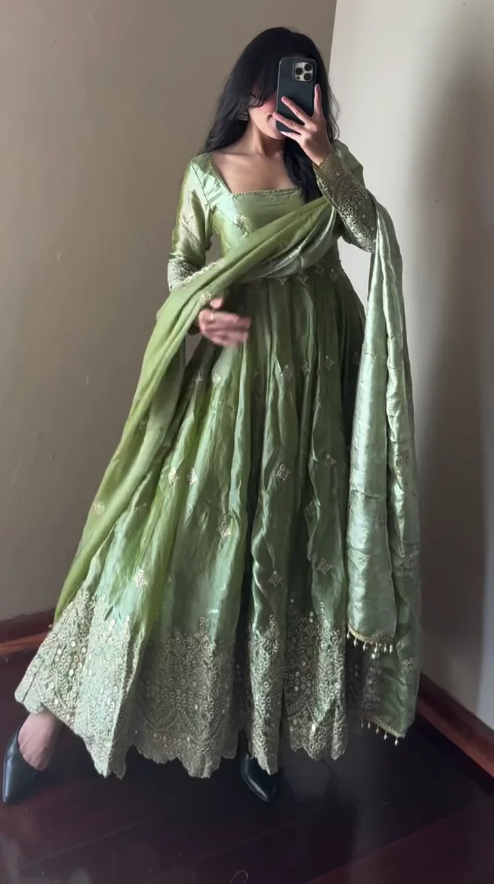 Exquisite Hand-Embroidered Anarkali Gown with Intricate Zari Border and Matching Dupatta